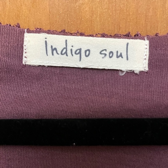 Indigo Soul purple women’s top.        B9 - Picture 8 of 10